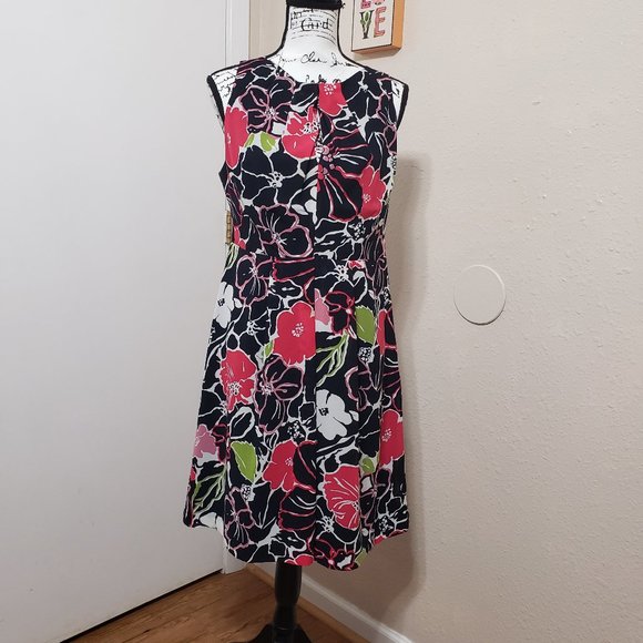 Banana Republic Dresses & Skirts - Pretty Navy Pinks & Green Floral Dress by Banana Republic Size 10